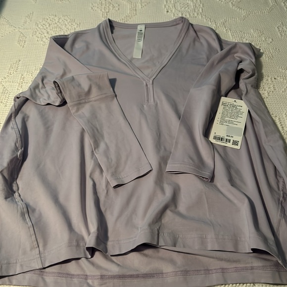 Lululemon Back In Action V-Neck Long-Sleeve Shirt (NWT) Lilac sz 8 - Picture 8 of 9